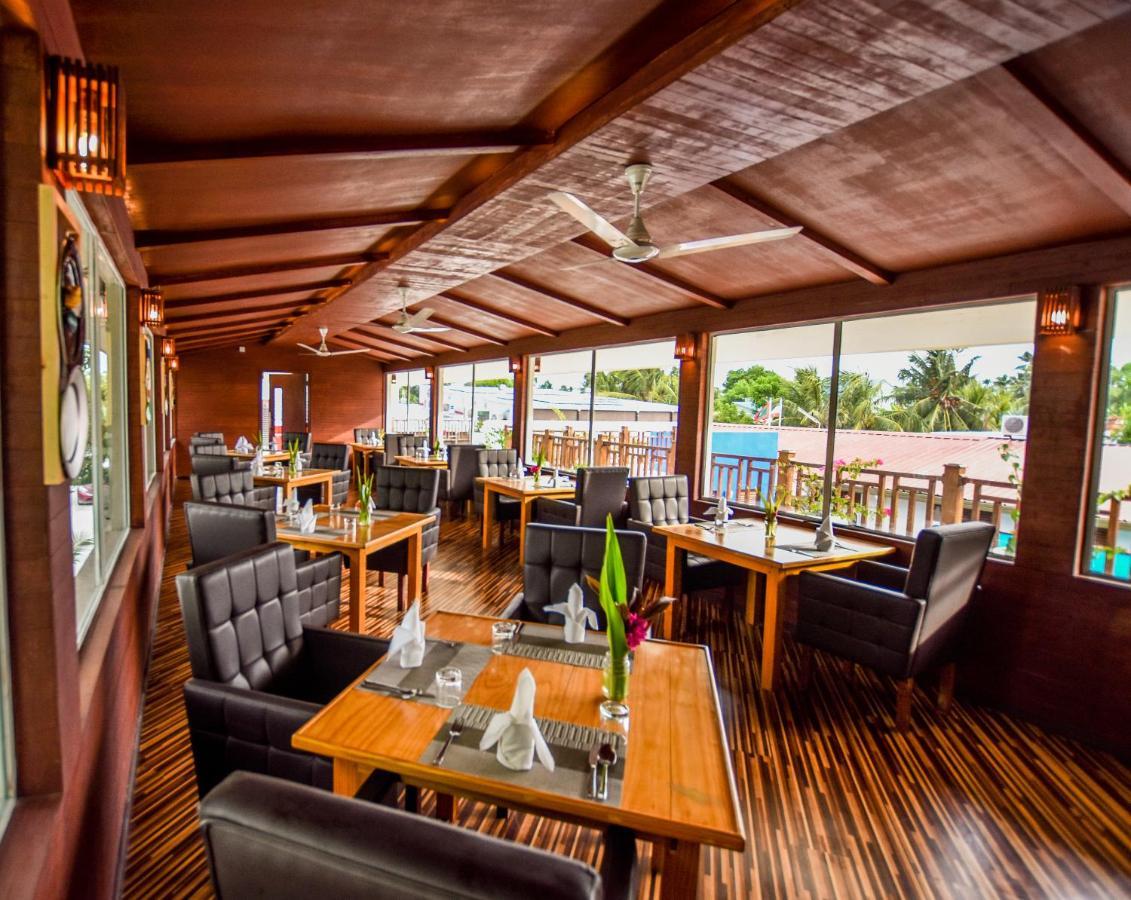 Equatorial Divers Lodge Атолл Адду Экстерьер фото